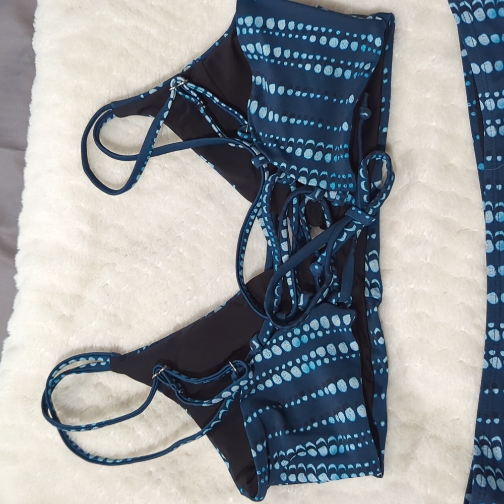 Cupshe bikini *2 for $25* - Picture 3 of 4